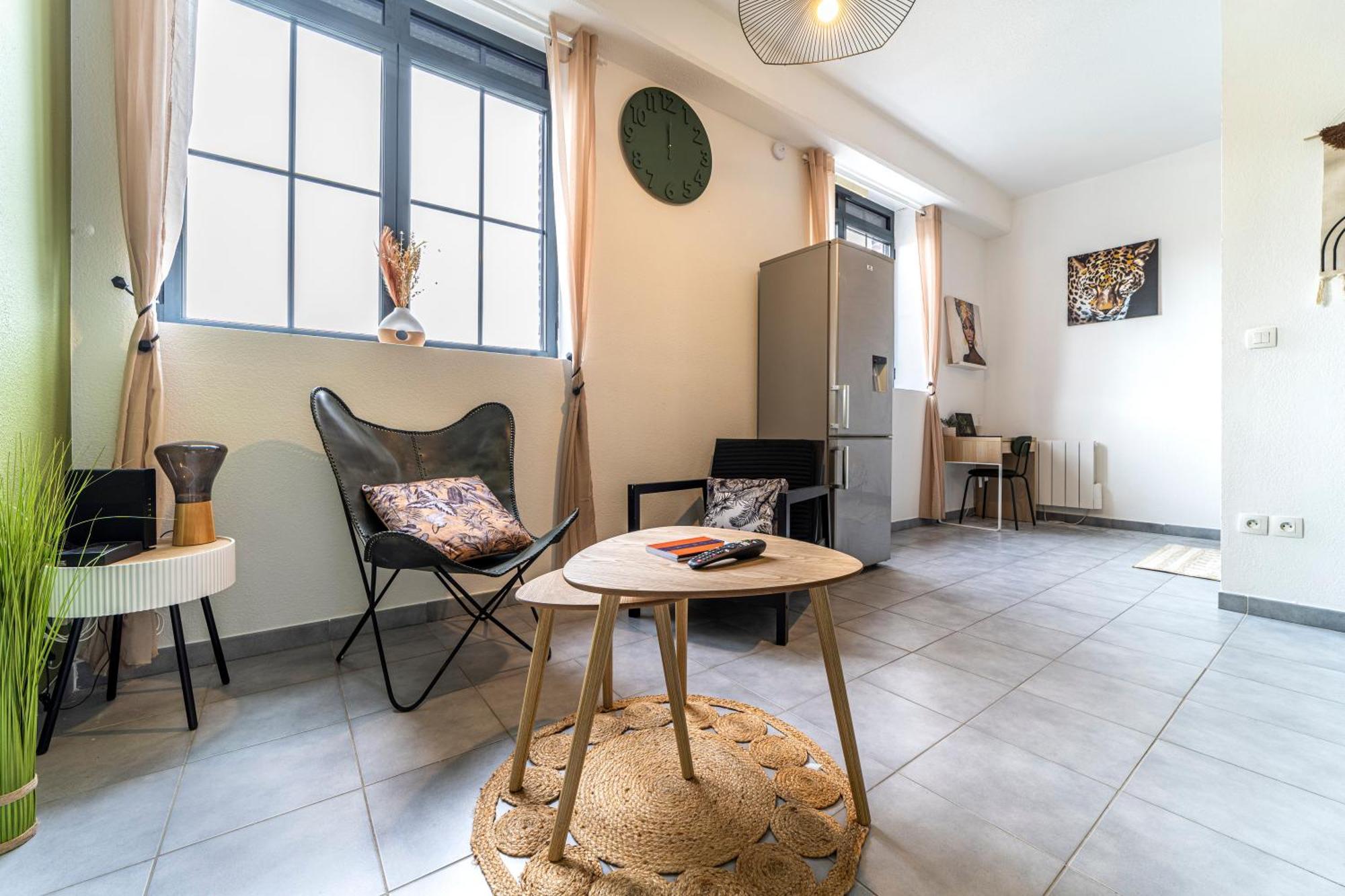 Stay Cosy Lille I Tourcoing - Appartement - Hypercentre - Parking Securise - Wifi - Netflix - Cuisine Экстерьер фото