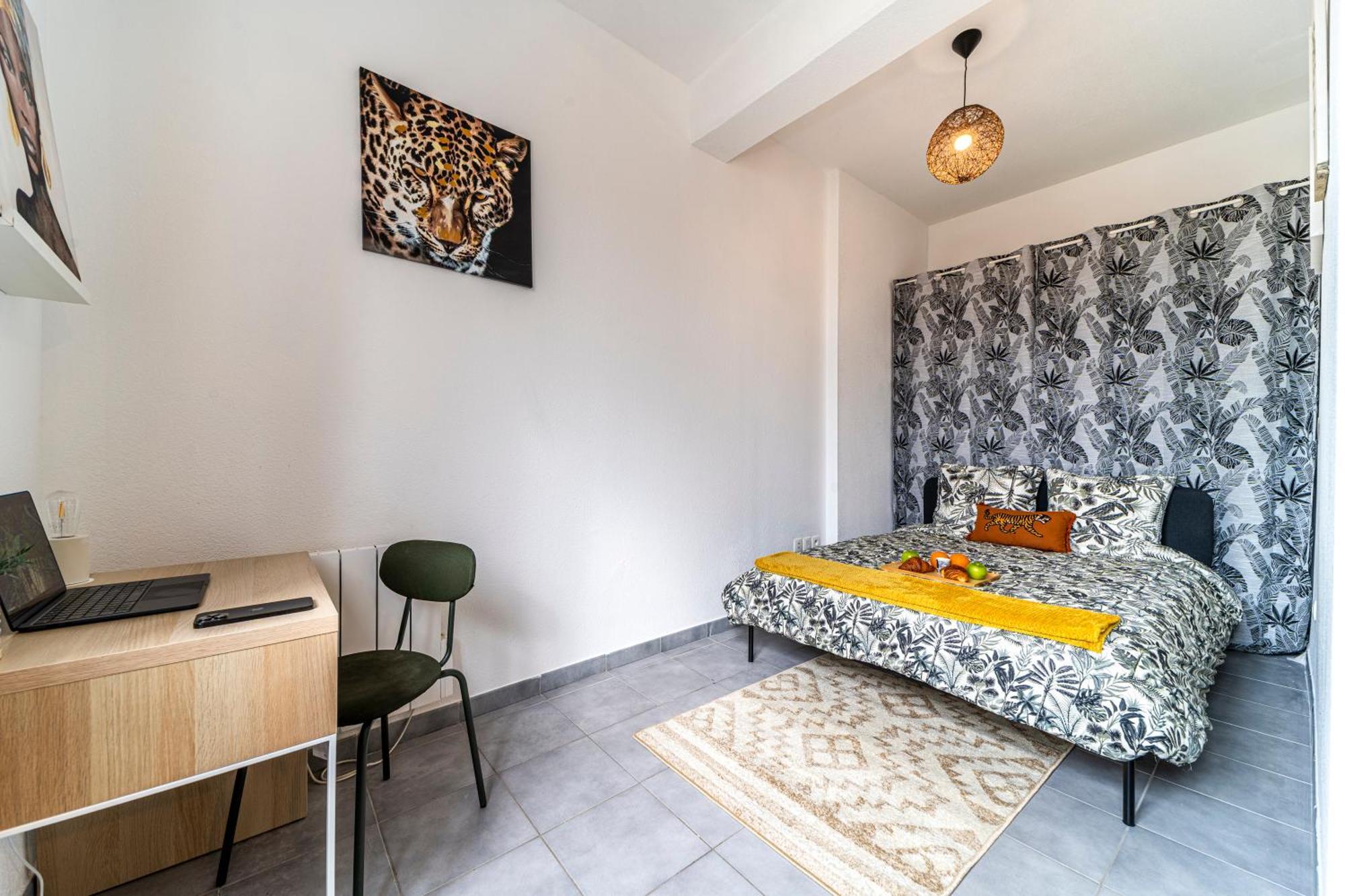 Stay Cosy Lille I Tourcoing - Appartement - Hypercentre - Parking Securise - Wifi - Netflix - Cuisine Экстерьер фото