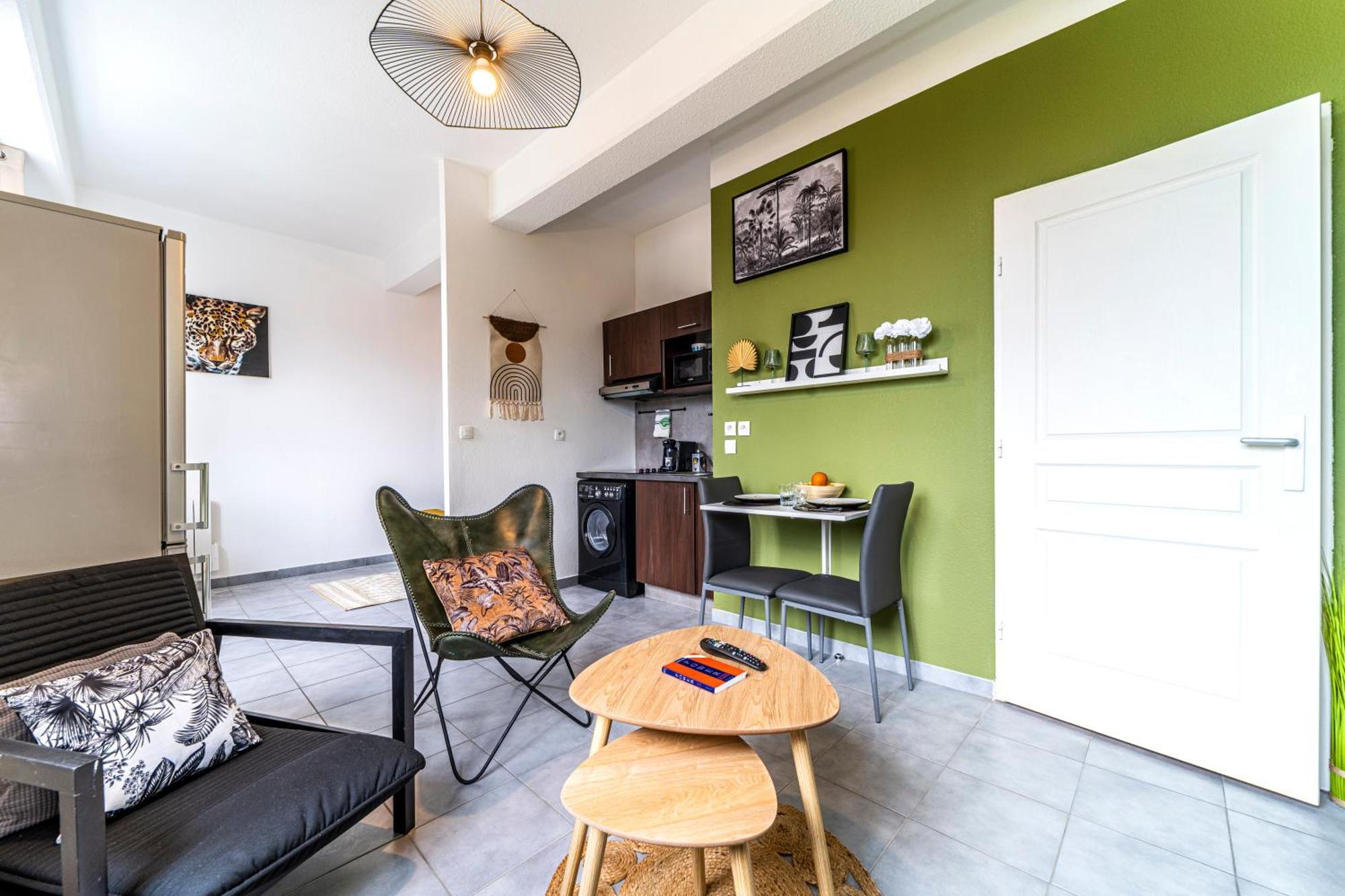 Stay Cosy Lille I Tourcoing - Appartement - Hypercentre - Parking Securise - Wifi - Netflix - Cuisine Экстерьер фото