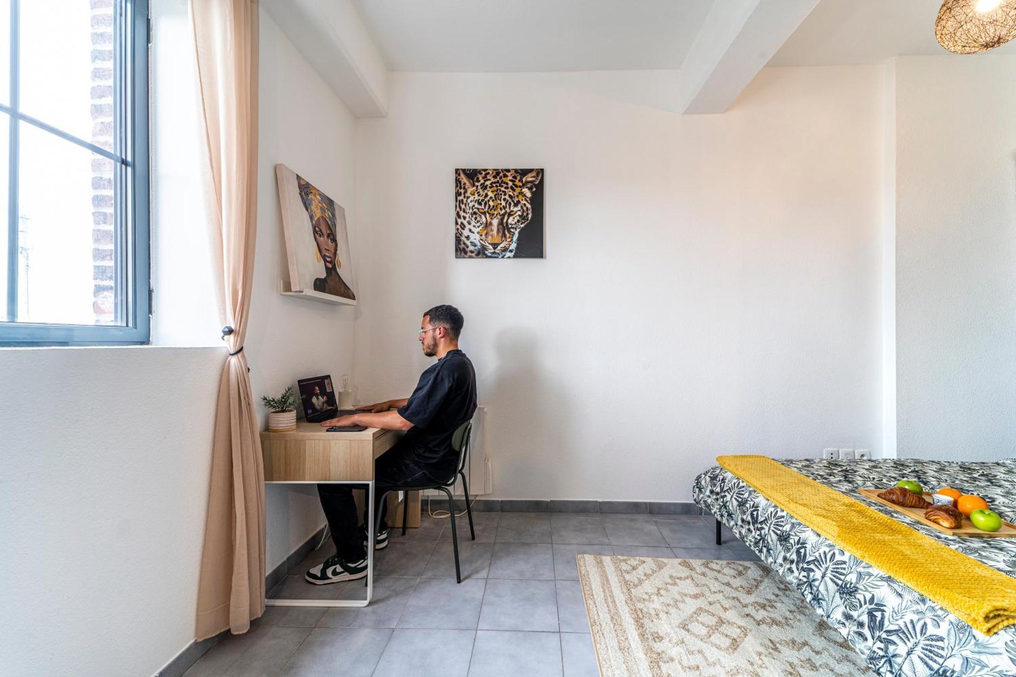 Stay Cosy Lille I Tourcoing - Appartement - Hypercentre - Parking Securise - Wifi - Netflix - Cuisine Экстерьер фото
